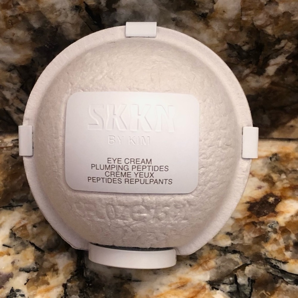 NEW SKKN by Kim EYE Cream PLUMPING PEPTIDES, 0.5 Fl Oz
